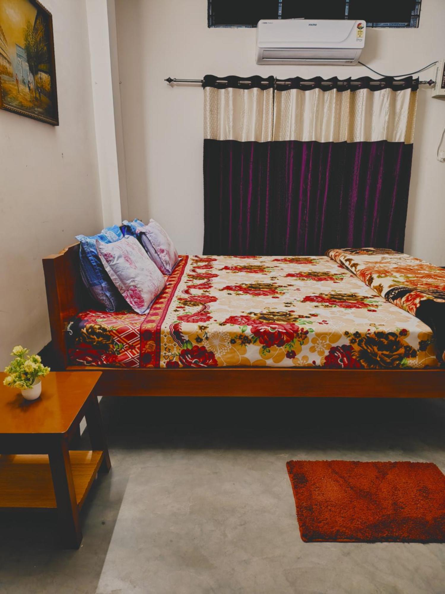 Gayatri Homestay Dibrugarh Luaran gambar